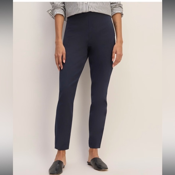 Everlane Bi-Stretch Slim Leg Ankle Length Side Zipper Dark Green pants in size 6 - Picture 5 of 11